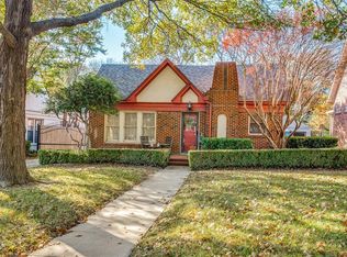 2208 Carleton Ave, Fort Worth, TX 76107