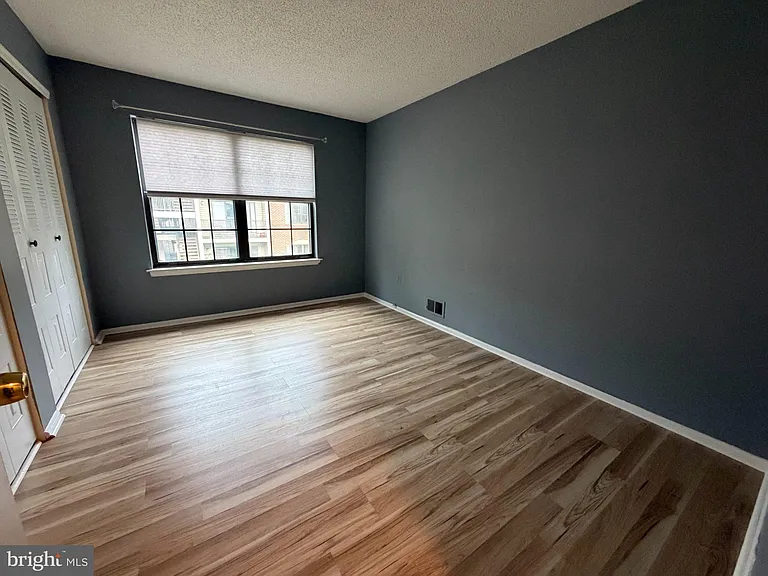 8 Joyner Ct — Photo 7