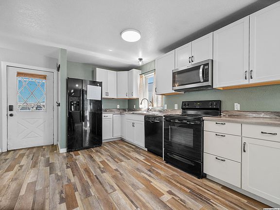 5th image of 526 S Fillmore St