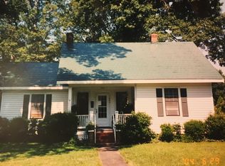 202 Chapman St, Ashland, VA 23005