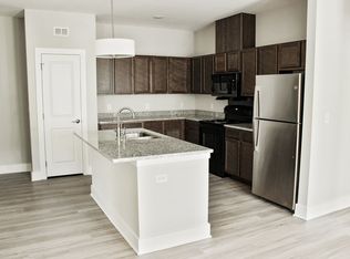 Archdale Senior, Charlotte, NC 28217