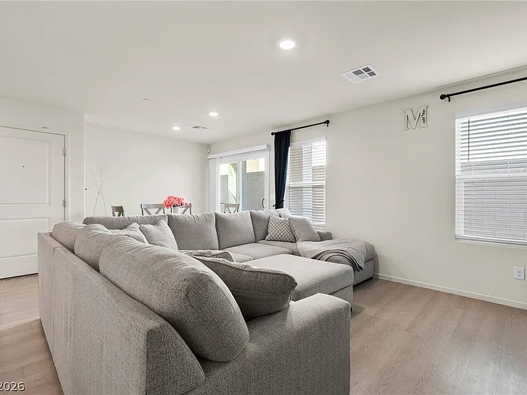 6136 Lily Garden St — Photo 11