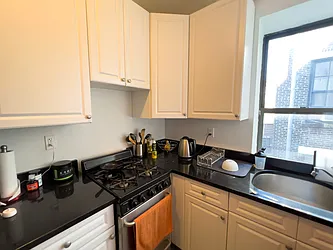 Rented by Denise Rosenblum, LREB