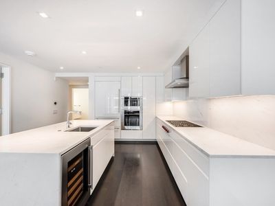 150 Seaport Blvd UNIT 19A, Boston, MA, 02210