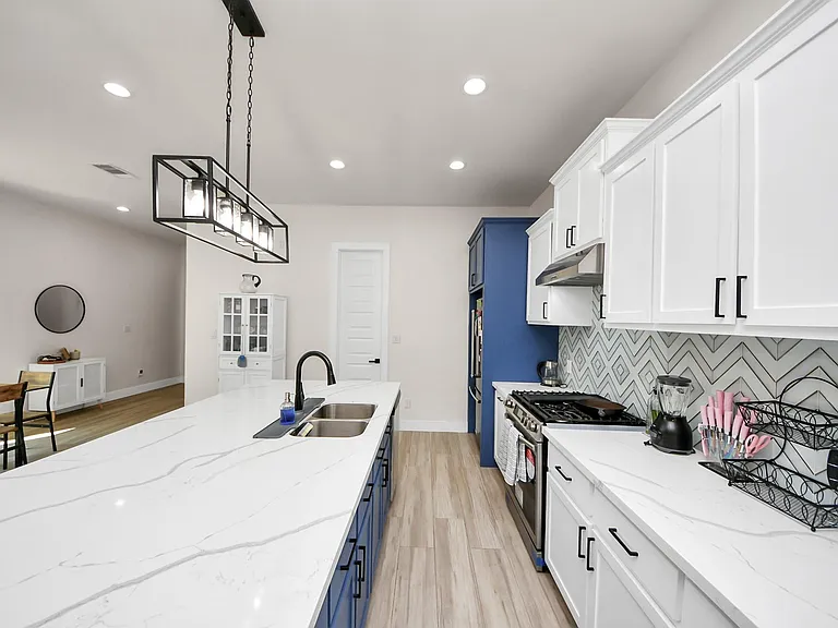 8420A Lanewood Dr — Photo 9