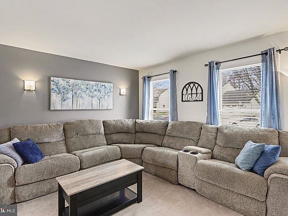 5th image of 19 Stayman Way