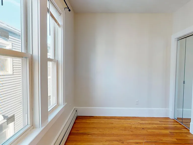 13 Elder St #3 — Photo 8