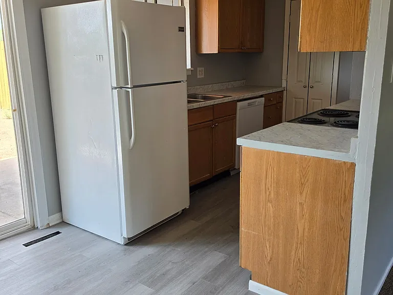 405 Loma Linda Dr #A — Photo 6