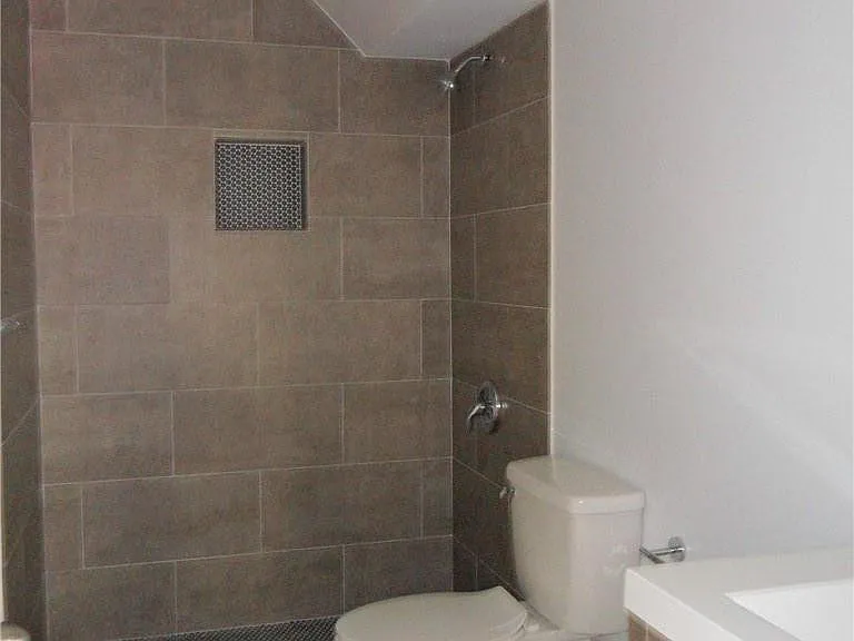 110 NE 16th Ter #1 — Photo 14
