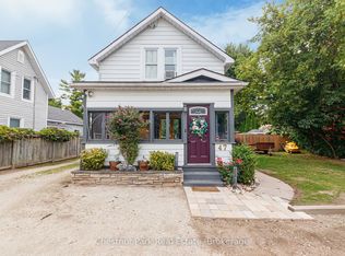 47 Market St, Collingwood, ON L9Y 3M5
