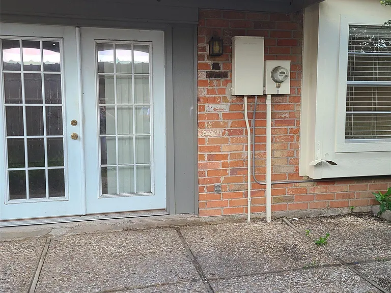 14389 Misty Meadow Ln — Photo 18