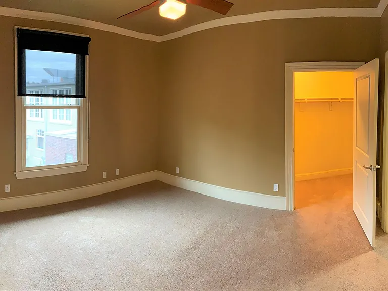 600 W Meadow St #310 — Photo 4