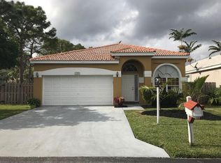 129 Redwood Way, Greenacres, FL 33463