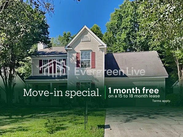 10110 Northwoods Forest Dr, Charlotte, NC 28214