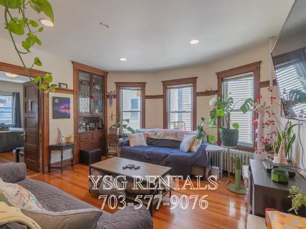 40 Easton St #1, Boston, MA 02134