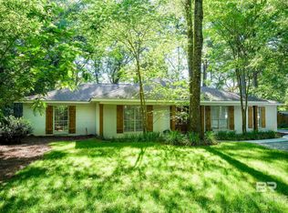 23948 3rd St, Fairhope, AL 36532