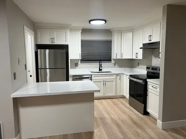 1458 Suntree Pl, Manteca, CA 95336
