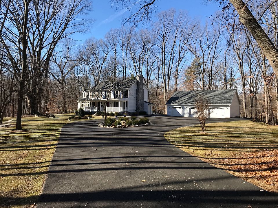 2nd image of 2905 Marbury Pl