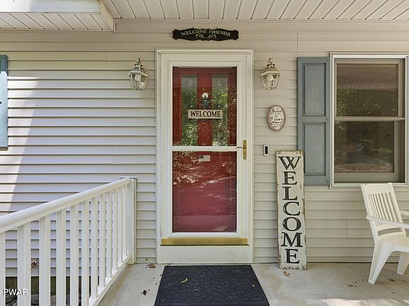 3rd image of 61 Phillips Rd