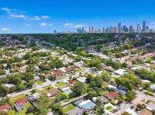 995 NE 156th Ter, North Miami Beach, FL 33162