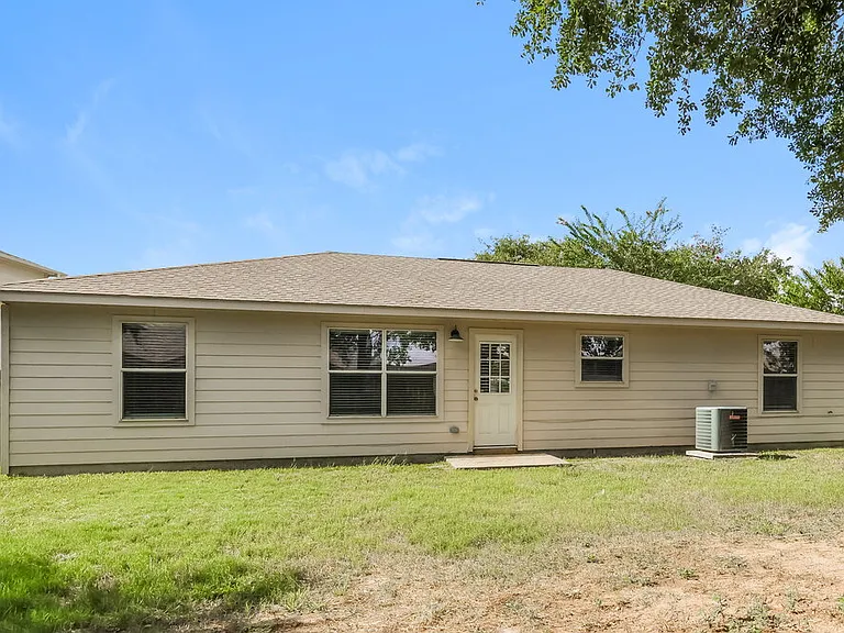 16325 Sun View Ln — Photo 16