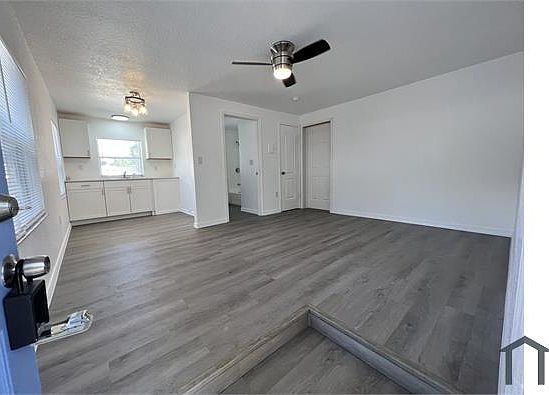 3rd image of 3842 Dr Martin Luther King Jr St S #B