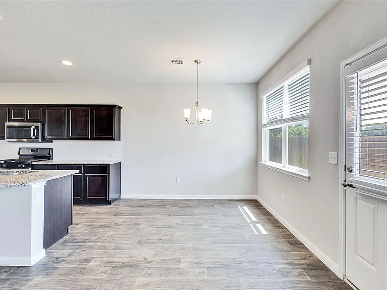 13923 Macquarie Dr — Photo 9