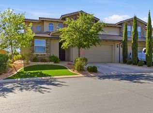 1029 N Casitas Hill Loop, Washington, UT 84780