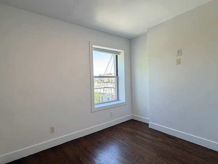 63 Malcolm X Blvd #4R — Photo 10
