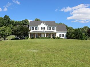 16736 Clarkes Gap Rd, Paeonian Springs, VA 20129
