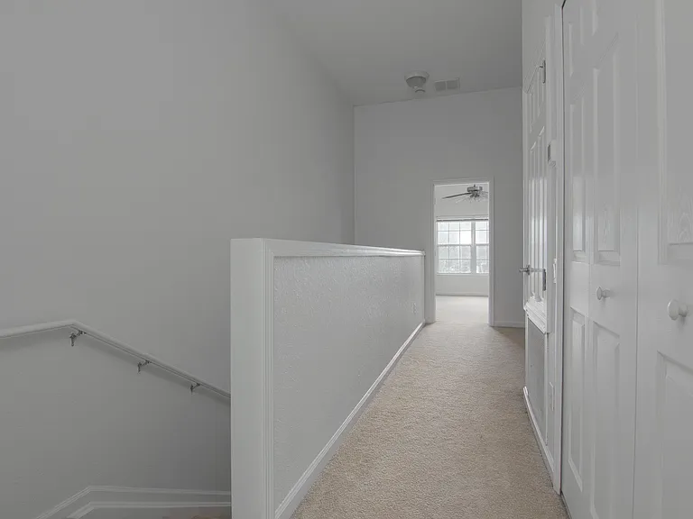 1020 Berkman Cir — Photo 9