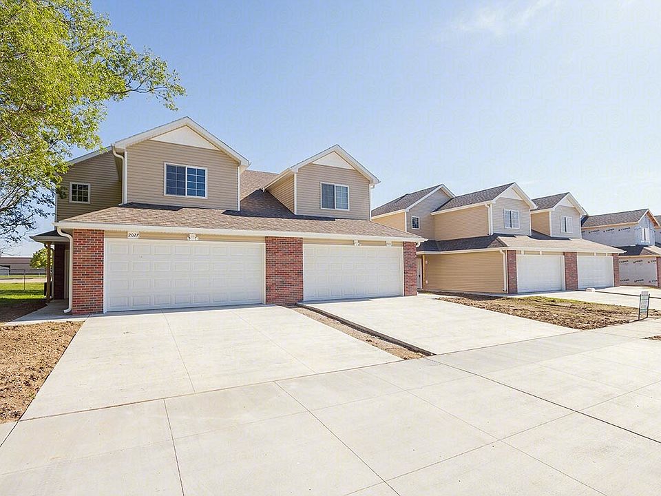 1st image of 2035 W Kostal