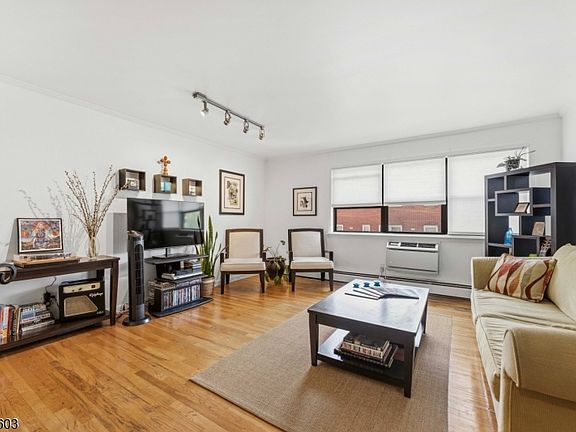 3rd image of 45 Hussa St #14