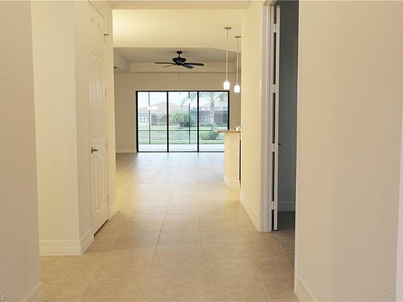 4th image of 10262 Smokebush Ct