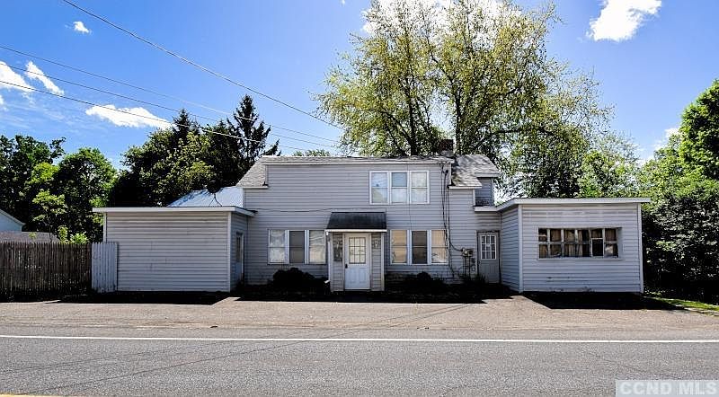 1st image of 830 Main St