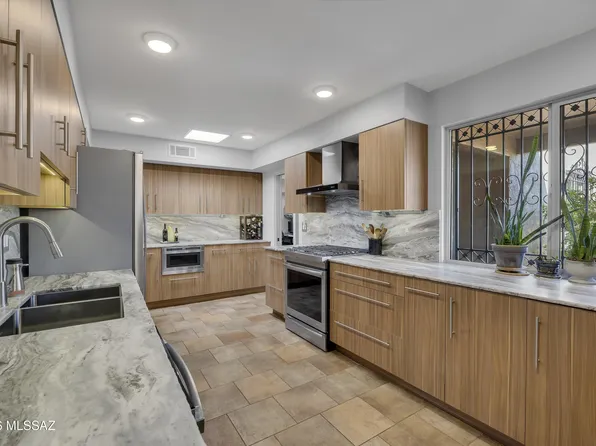2711 N Camino Valle Verde, Tucson, AZ 85715