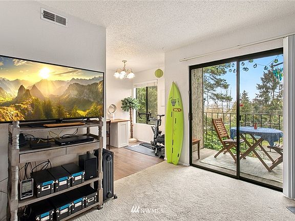 3rd image of 6726 112th Avenue NE #4