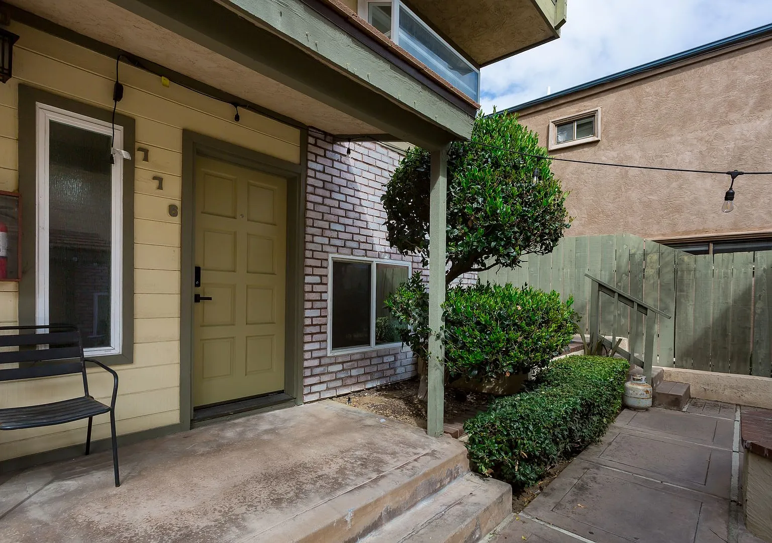 Gorgeous Townhome two blocks to the Ocean! — Photo 4