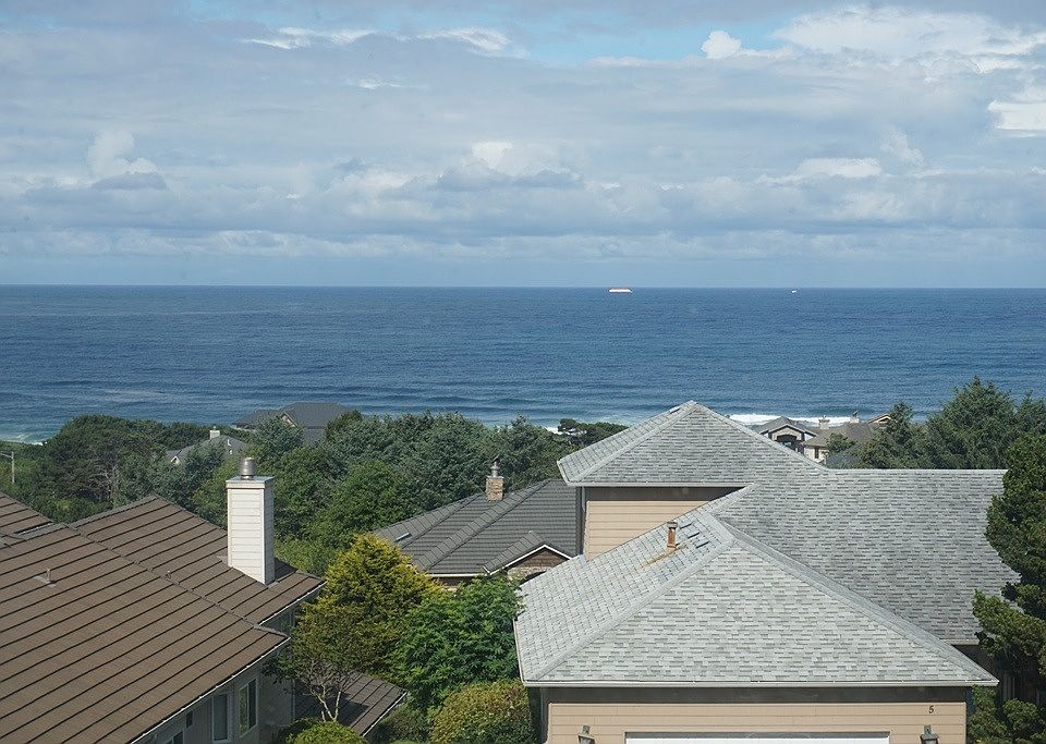 1st image of 4642 NW Pacific Ct