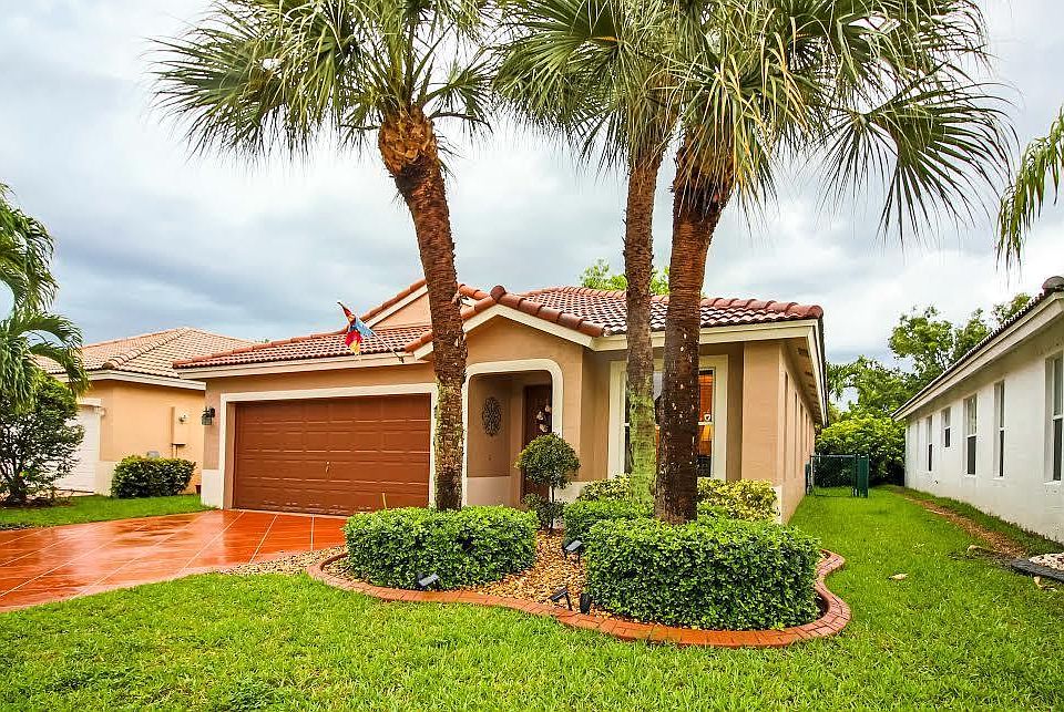 1st image of 20853 NW 19th St
