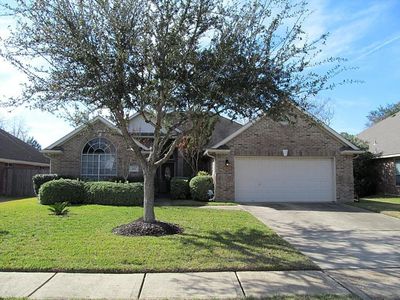 203 Briarglen Dr, League City, TX, 77573