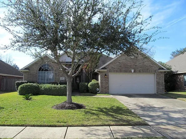 203 Briarglen Dr, League City, TX 77573