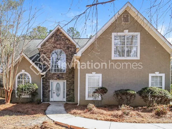 156 Wyckliffe Dr, Locust Grove, GA 30248