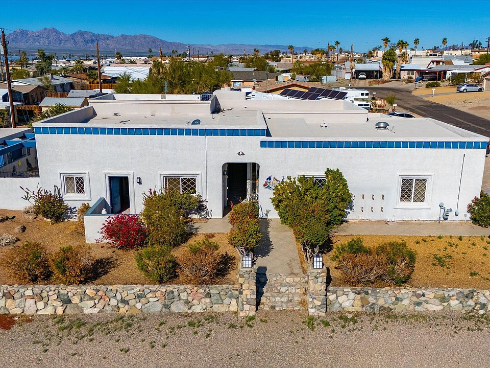 1st image of 211 Columbine Dr