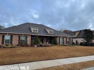 303 Wakefield Ave, Fairhope, AL 36532
