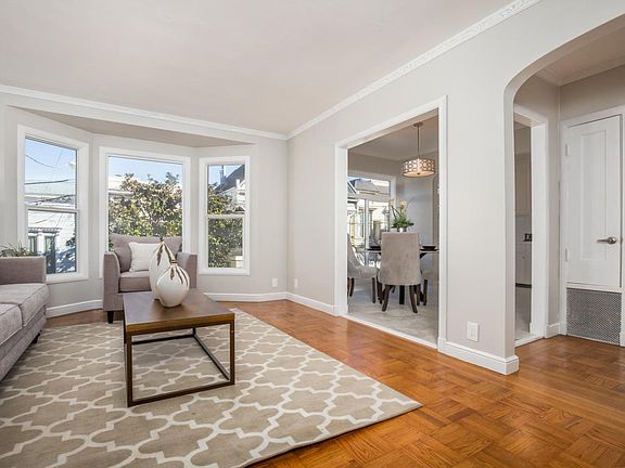 3rd image of 10 Chenery St
