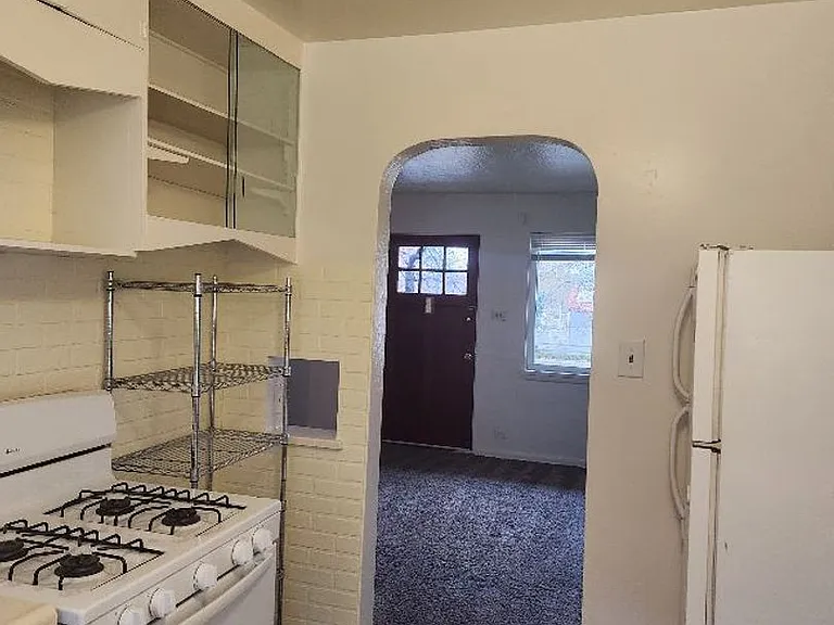 1719 E Kiowa St — Photo 6