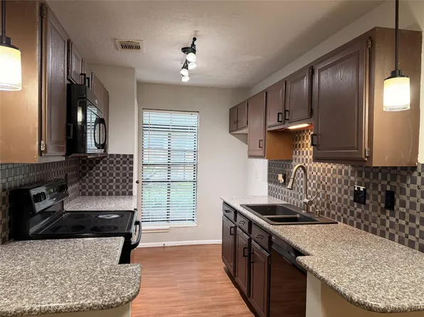 2379 Briarwest Blvd Unit 93, Houston, TX 77077