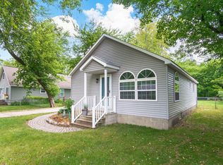 4616 2nd St, Clarkston, MI 48346