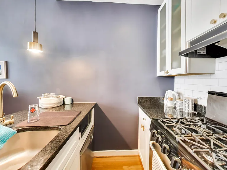 116 N Carolina Ave SE #302 — Photo 19